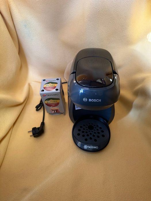 Ekspres Tassimo Bosch kapsułkowy plus 8x kapsułek Jacobs Cafe Crema