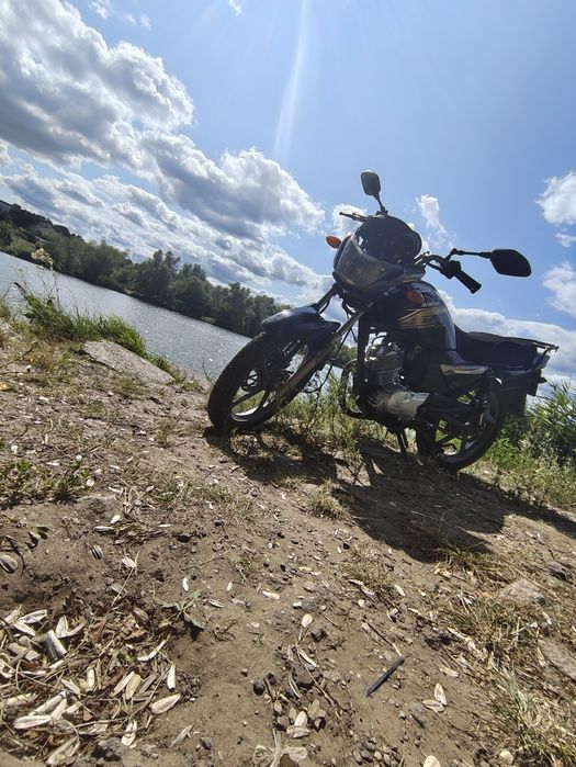 Продам мотоцикл Jianshe JBR 125