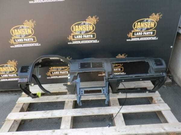 Range Rover P38 Tablier 375€