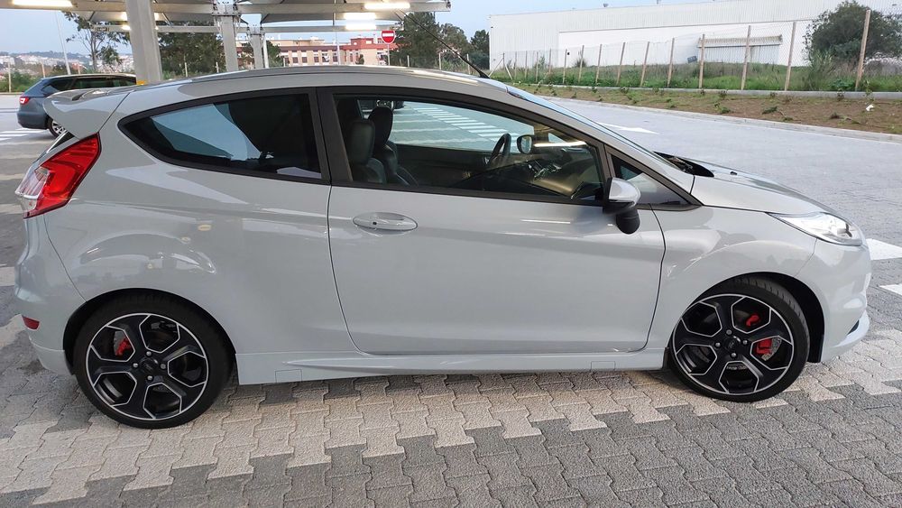 Ford Fiesta — fotografia 4