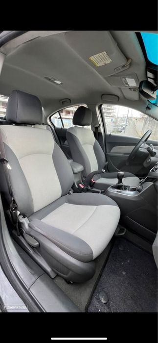 Chevrolet Cruze 1.6 parcelas 200€