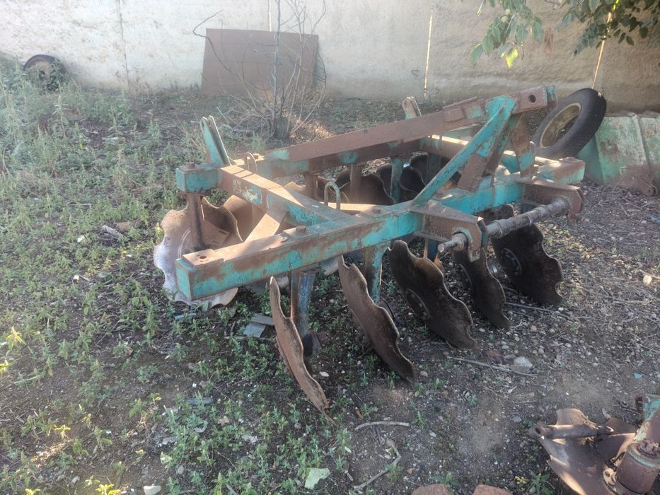 Продам дисковую борону АГД -2.4