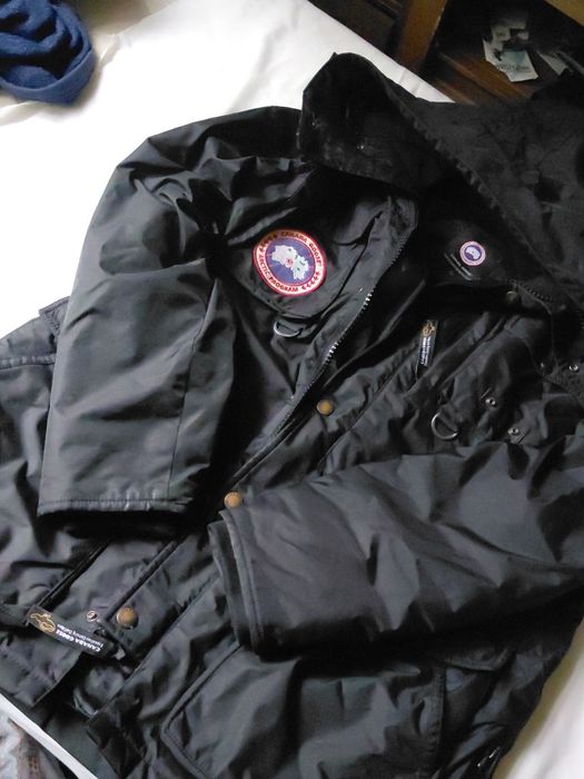 Canada Goose Resolute Parka czarna kurtka zimowa L