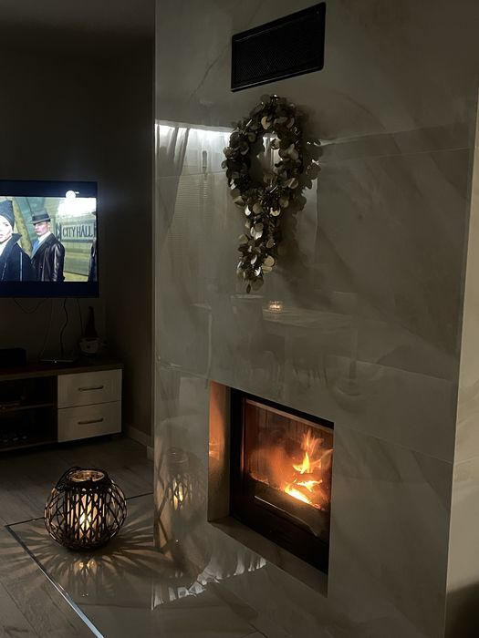 Arkadia blisko jeziora i lasu