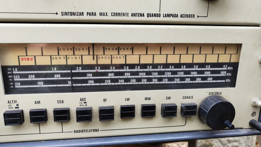 Rádio emissor de emergência Ondex SSB 200