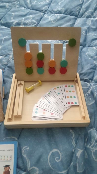 Дерев'яна настільна гра головоломка