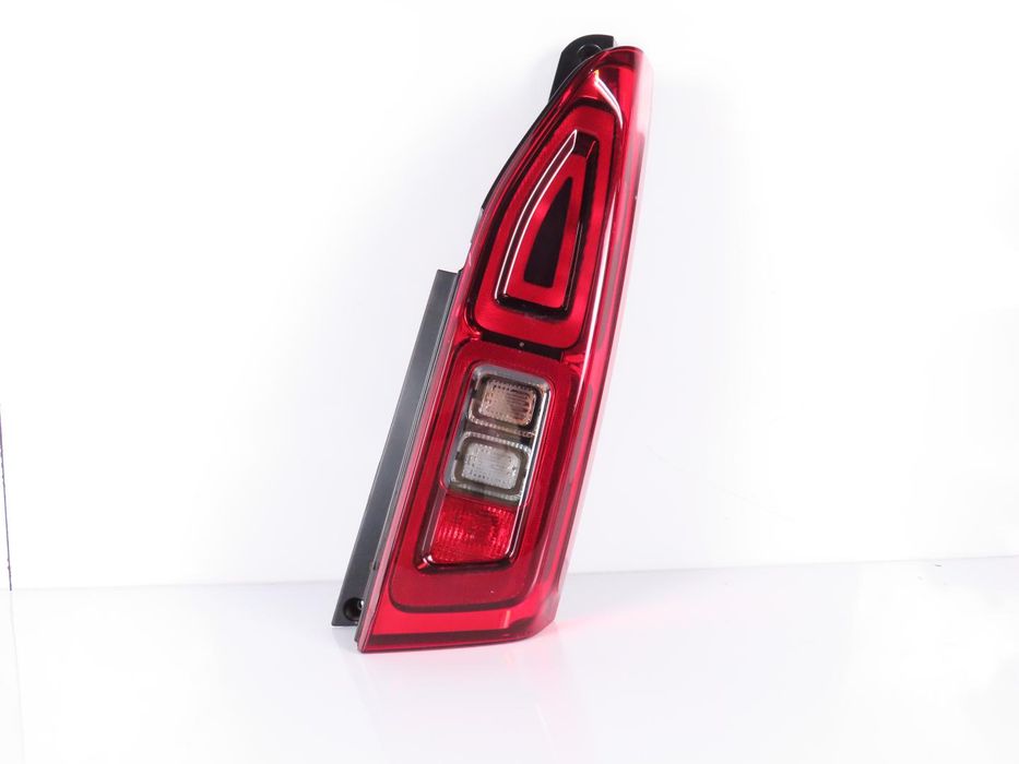 Farolim Citroen Berlingo Box Ref: 9820555080