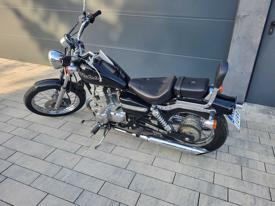 Honda Rebel 125 malutki przebieg nie całe 6 tys kilomerów