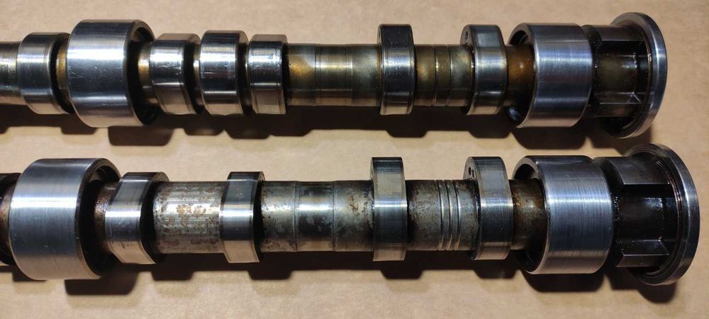 Крышка с распредвалами 03C103475 AA/T VW 1.6 fsi BLF BLP