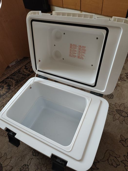 Lodówka samochodowa 18 l Waeco