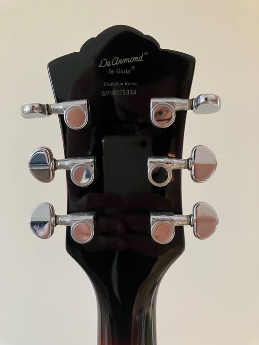 DeArmond Starfire by Guild – Semi-Hollow (Korea, anos 90)