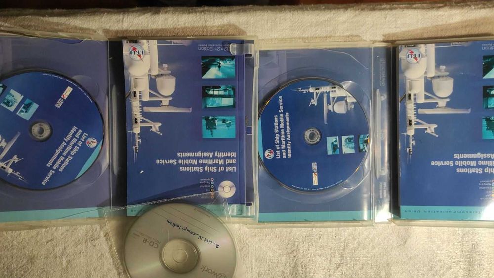 Список судовых станций и присвоений опознават. морск. подвижной службы