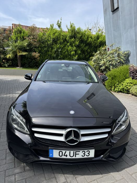 Mercedes 220 Bluetech station