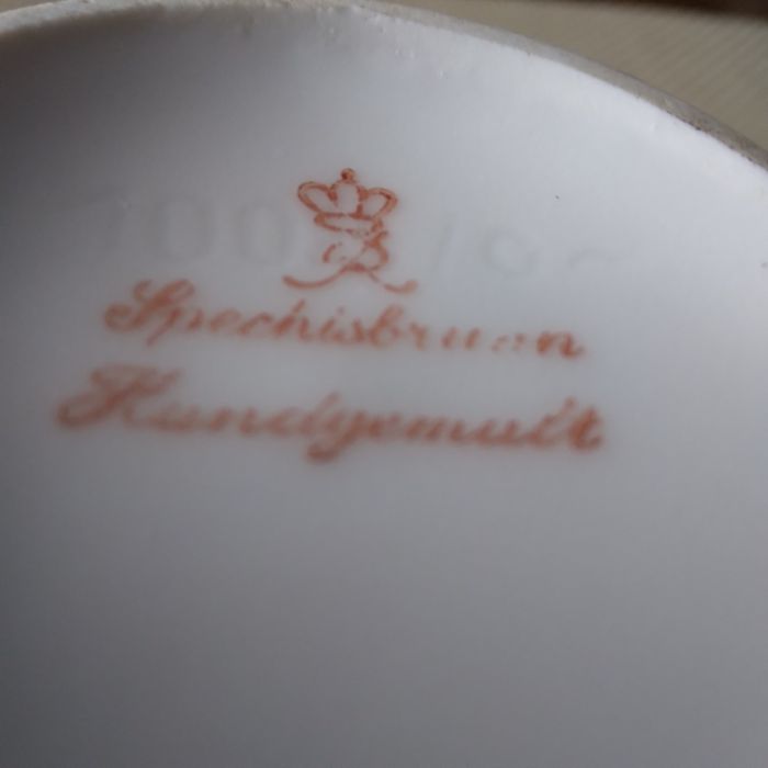 Stary porcelanowy wazonik