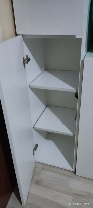 Meblościanka_biała_połysk-