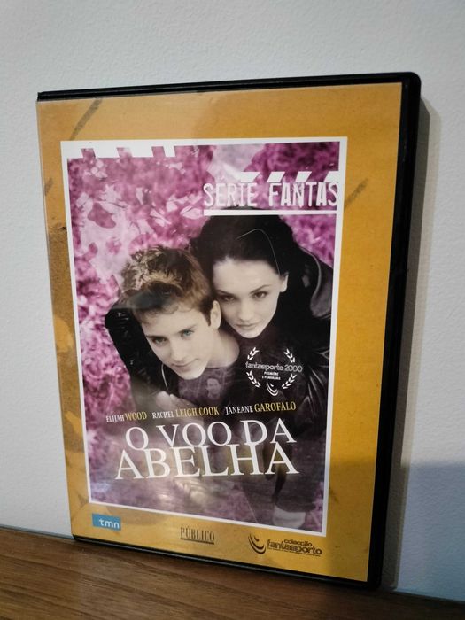 O Voo da Abelha (The Bumblebee Flies Anyway)