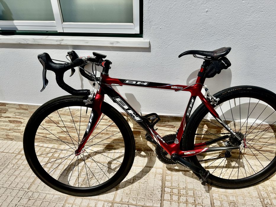 Bicicleta BH Global Concept Carbon – Ultegra / Dura-Ace – Rodas Carbono
