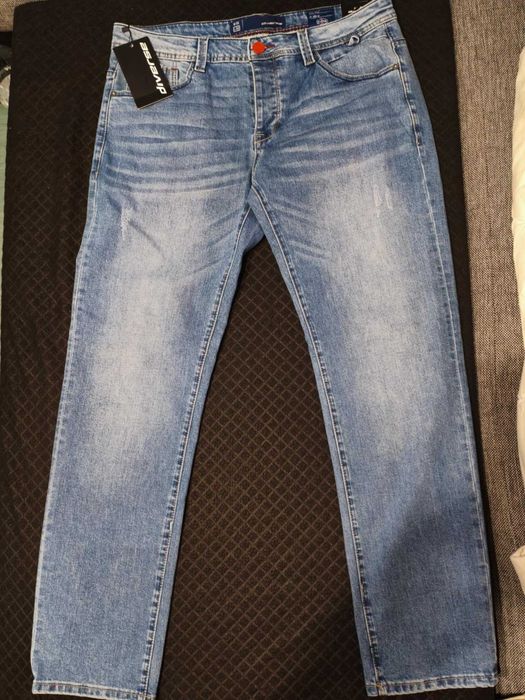 Spodnie jeans Diverse nowe rozmiar 33/32