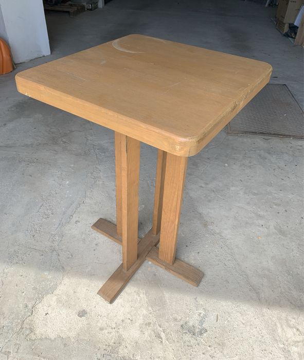 Столи деревʼяні для кавʼярні