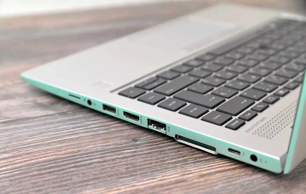 HP Elitebook 14" i5-8265U/16GB/256Nvme gama profissional