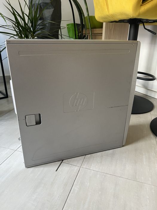 Komputer stacja robocza HP xw4600 / Core 2 Duo / Quadro FX 1800 / Na części lub do odratowania