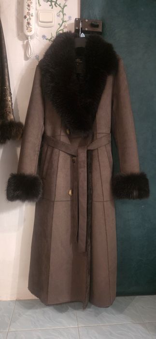 Piękny płaszcz Wittchen futro kożuch