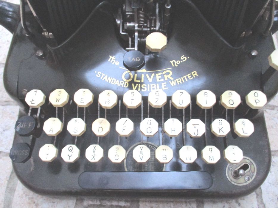 Máquina antiga de escrever Oliver-Borboleta-1909 - Rarissima