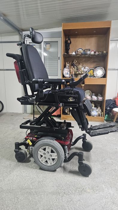 Cadeira elétrica com elevação de assento