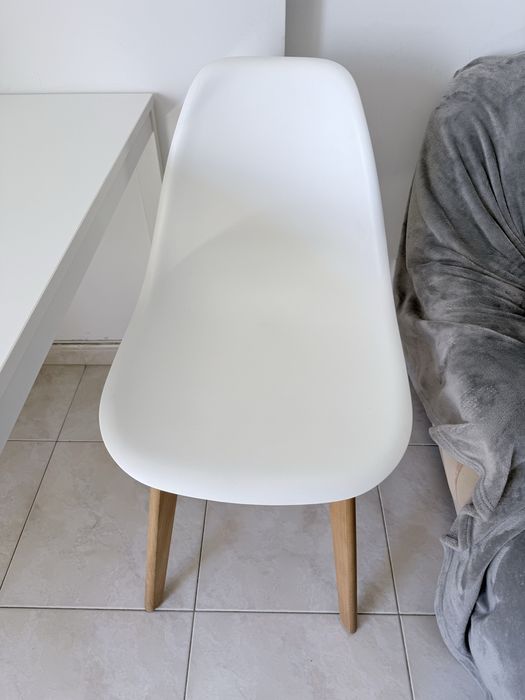 Mesa Extensível VIHALS c/ 2 cadeiras