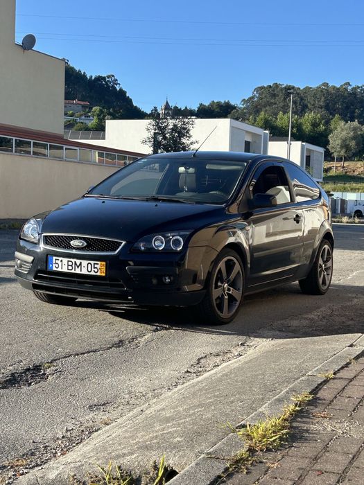 Ford focus 1.6 110cv / oferta kit parachoques estilo st