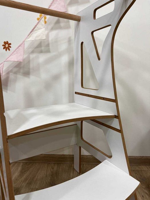 Вежа помічник Монтессорі  Башня Монтессори Помощник