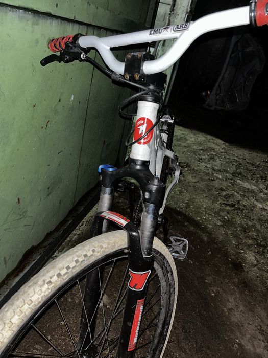 vendo bicicleta dirt jump