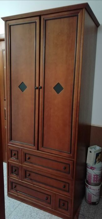 Vendo mobília quarto individual