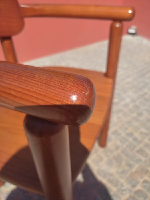 Cadeira de Braços Vintage em Pinho Maciço (Estilo Rainer Daumiller)