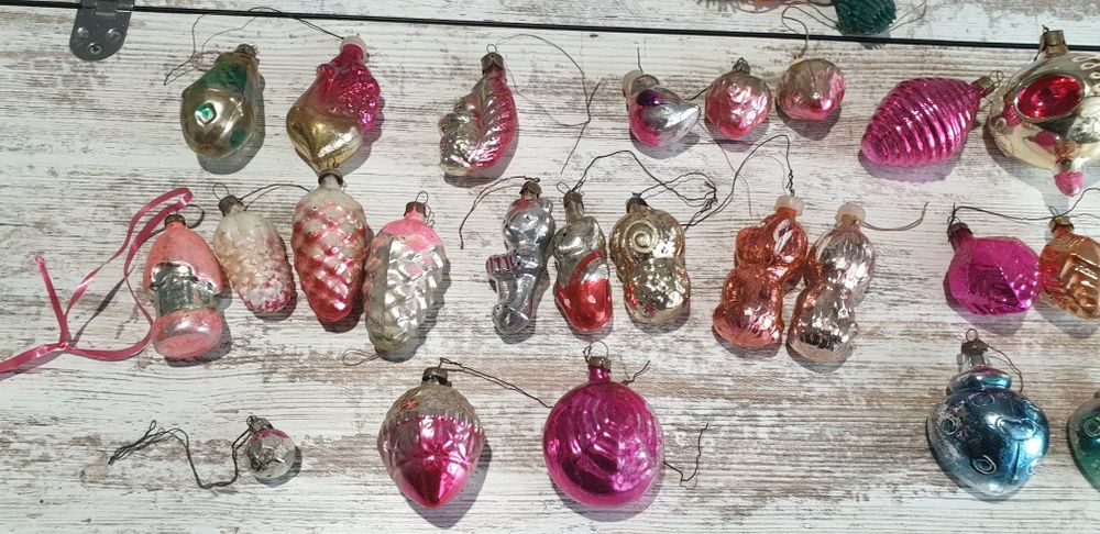 Старовинні новорічні іграшки