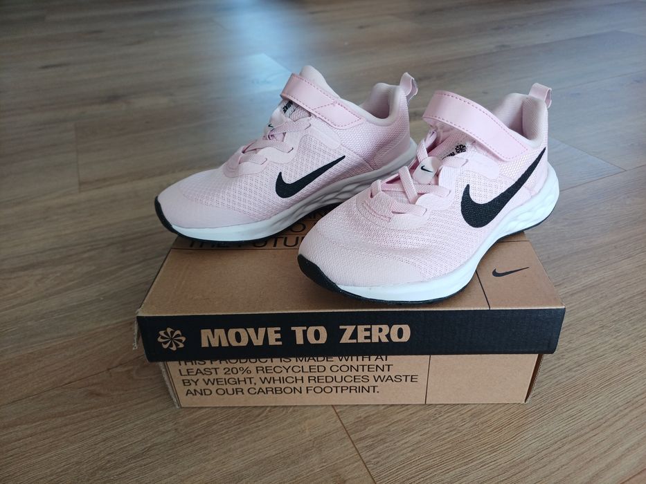 Adidasy buty dziecięce Nike Revolution 6 NN (PSV) Roz. 29,5