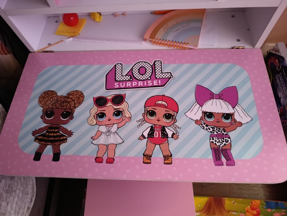 Детская парта со стульчиком