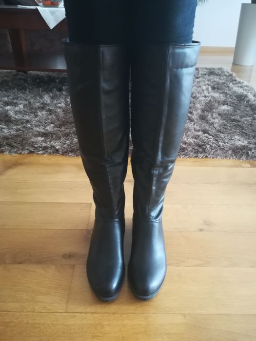 Wysokie czarne kozaki, r. 39