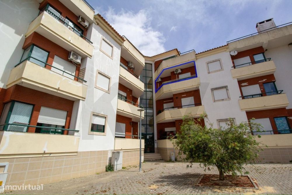 T3 Moderno com Varanda e Lareira em Alpiarça (Casal dos Gagos) — Alpiarça, Santarém