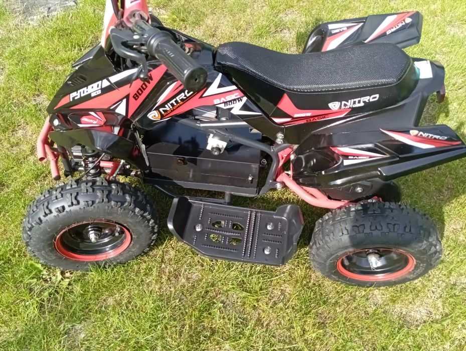 Quad Python 800W
