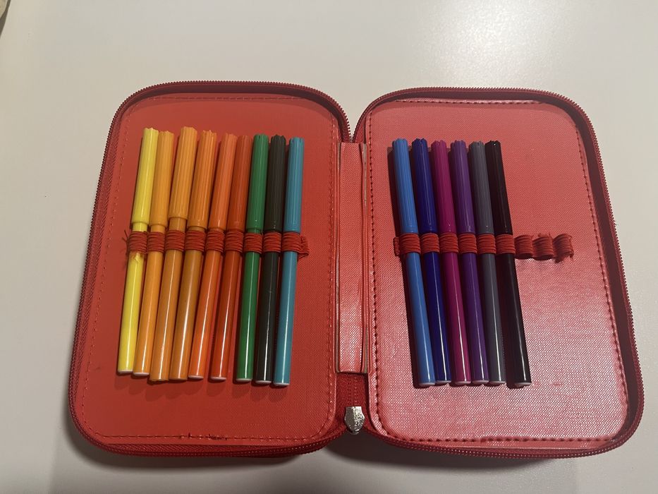 Porta-lápis triplo do Spiderman (Marvel).