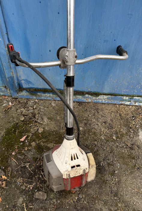 Бензиновий тример Бригадир 850 мл 2,2 кВт