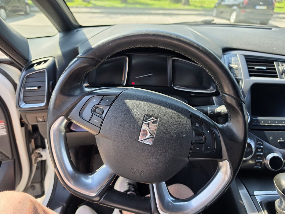 DS5 1.6 BlueHDI So Chic manual