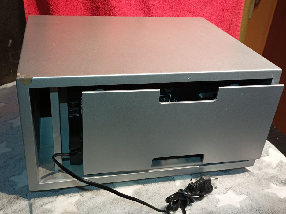 Subwoofer aktywny Loewe I Sound. Tanio!