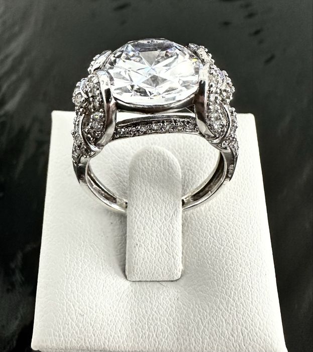 Srebrny pierscionek 925