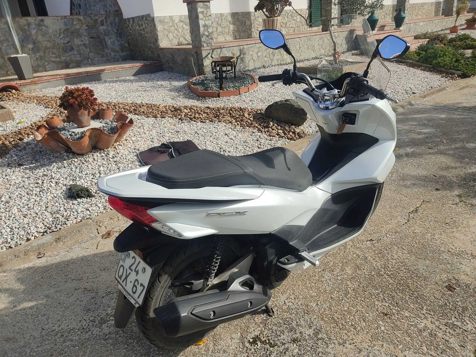 Honda PCX Scooter