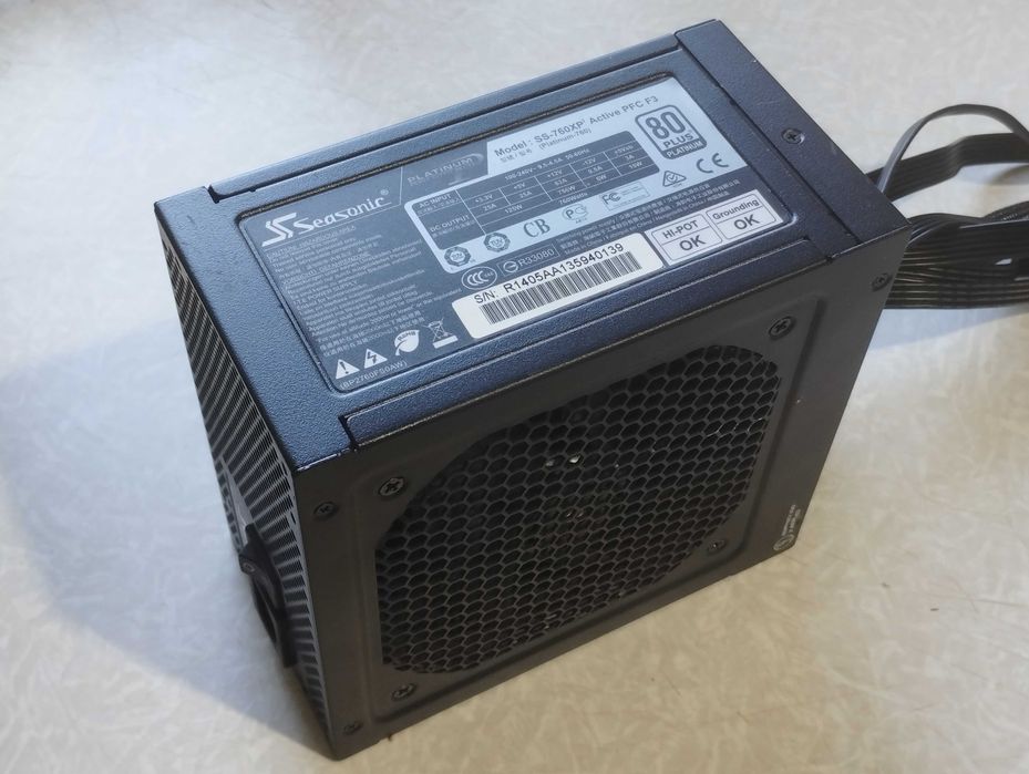 Модульный блок питания Seasonic SS-760XP2 Platinum. Гарантия 1 год
