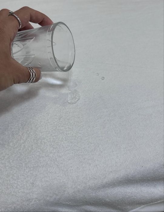 Водонепроникний наматрацник ОДА «Аквастоп»
