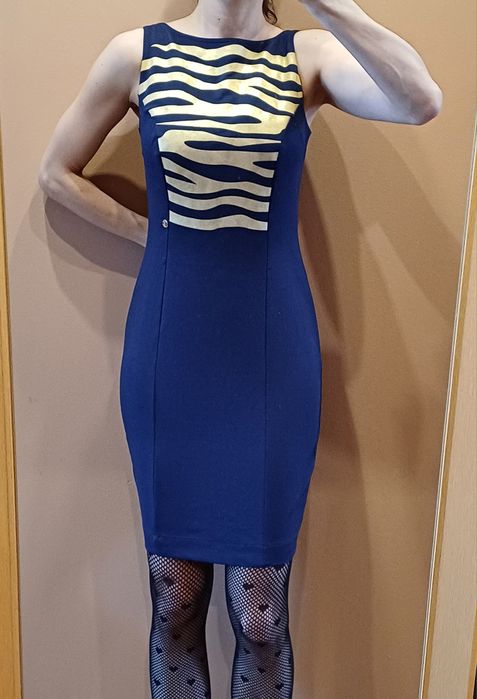 Sukienka Simple 36 z tygrysim wzorem