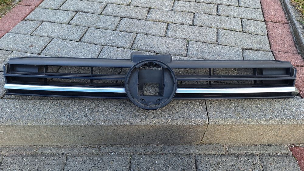 VW Golf 7 lift gril atrapa pod radar